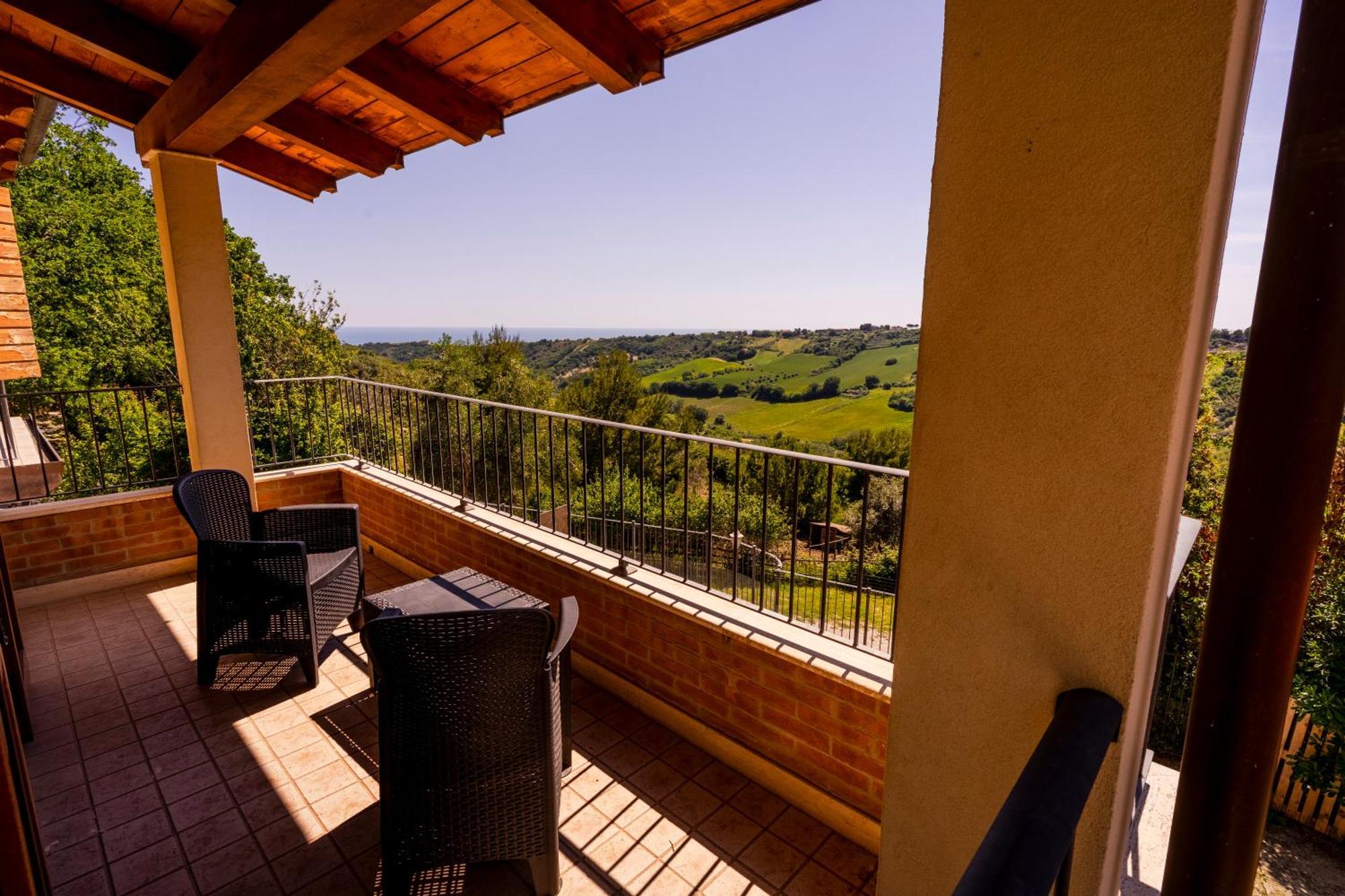 Casa Jo - Country Home With Sea View And 3 Private Ensuite Rooms Lapedona Exterior foto