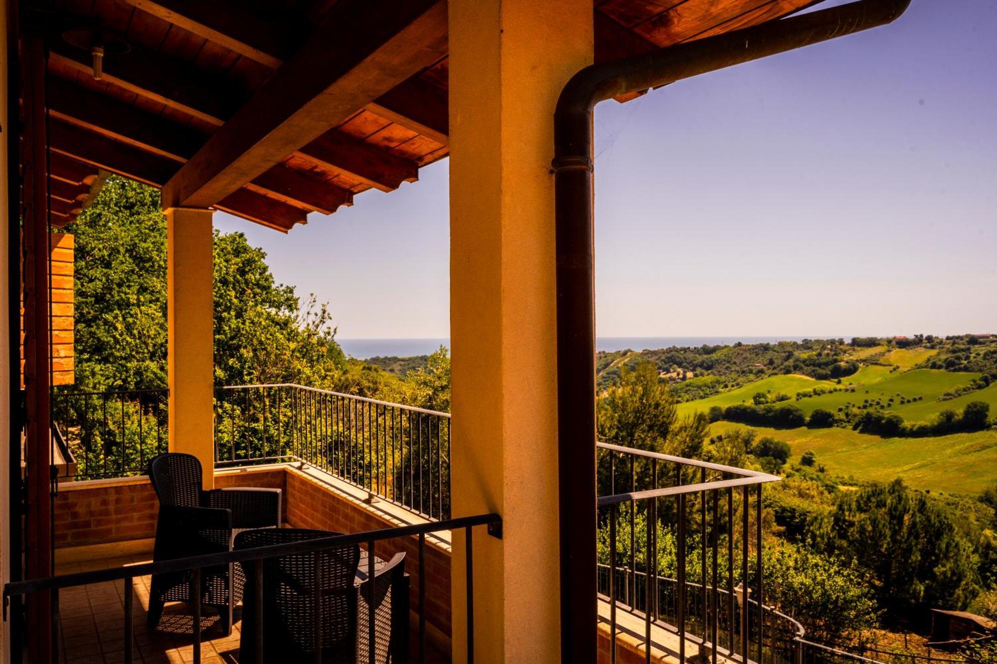 Casa Jo - Country Home With Sea View And 3 Private Ensuite Rooms Lapedona Exterior foto