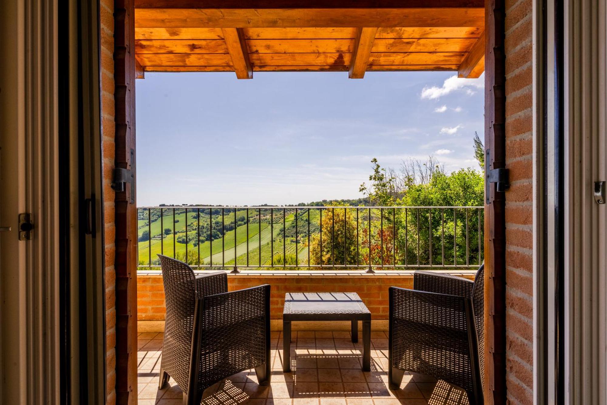 Casa Jo - Country Home With Sea View And 3 Private Ensuite Rooms Lapedona Exterior foto