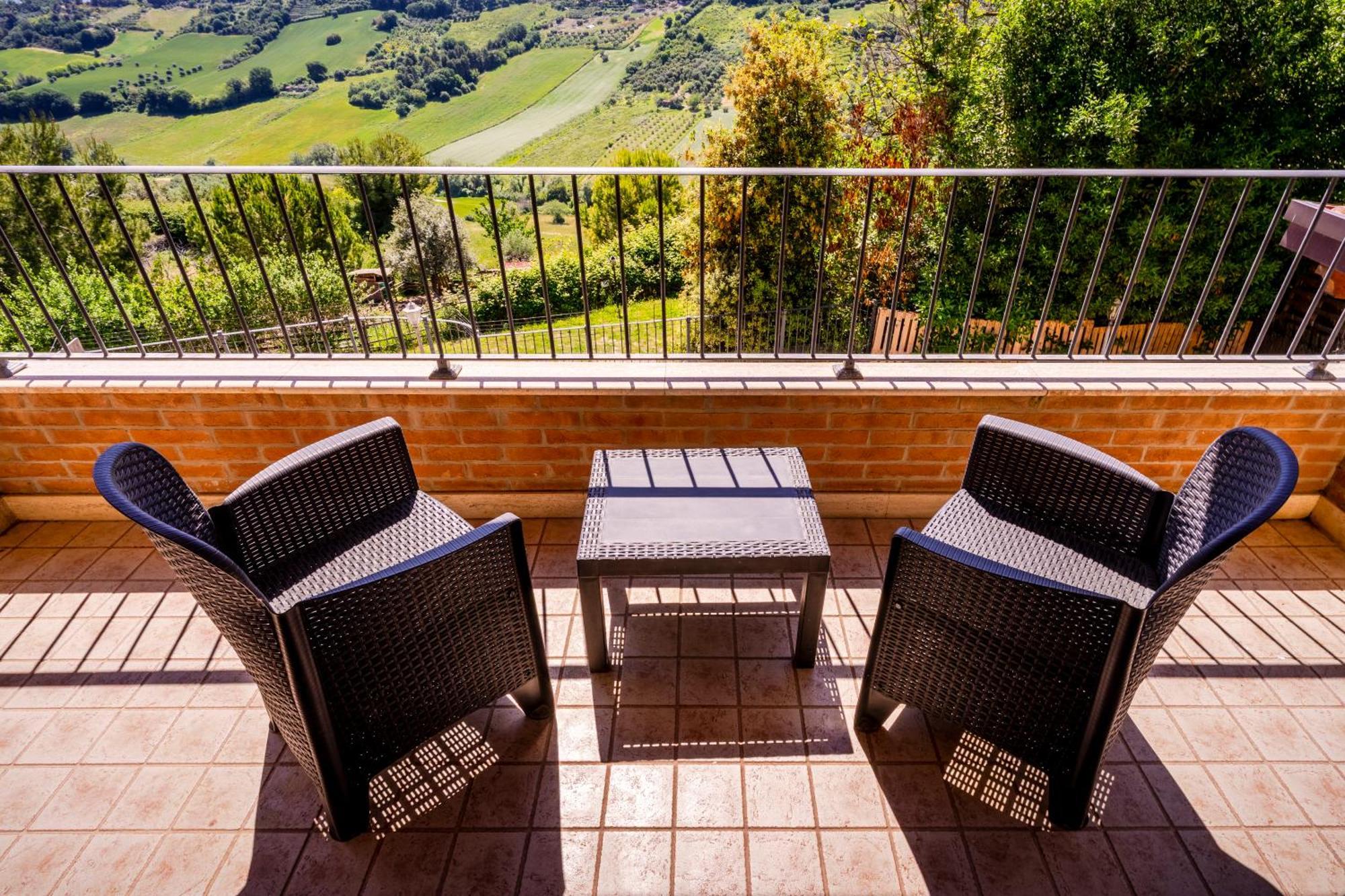 Casa Jo - Country Home With Sea View And 3 Private Ensuite Rooms Lapedona Exterior foto