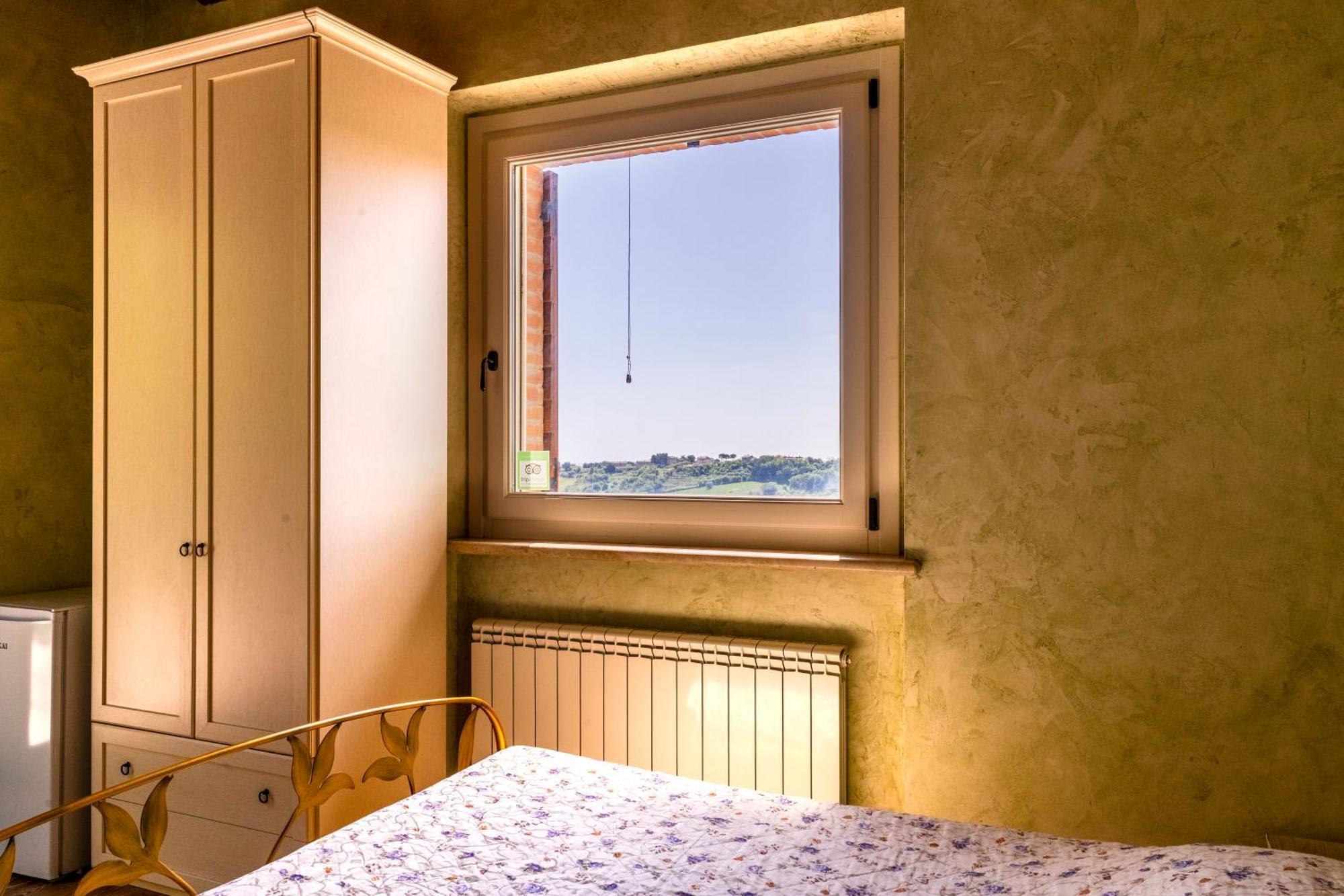 Casa Jo - Country Home With Sea View And 3 Private Ensuite Rooms Lapedona Exterior foto